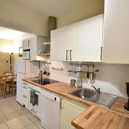 Anlga - Hossegor Mitoyenne De Plain Pied Rénovée Avec Jardinet Clos Et Terrasse Villa *